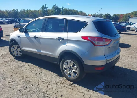 2015 Ford Escape S из США, поврежденный, VIN 1FMCU0F77FUC52945